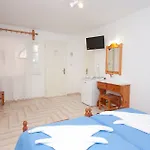 Hotel Ayeri 2*