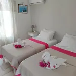 فندق Ayeri